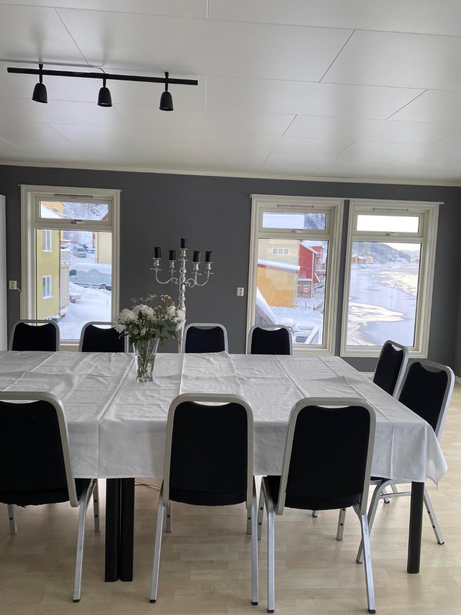 Hammerstuene Mat - Og Gjestehus Surnadal Exteriér fotografie